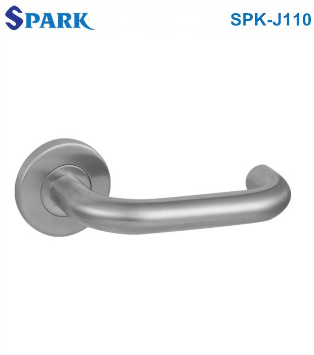 Laut ukse komplekt